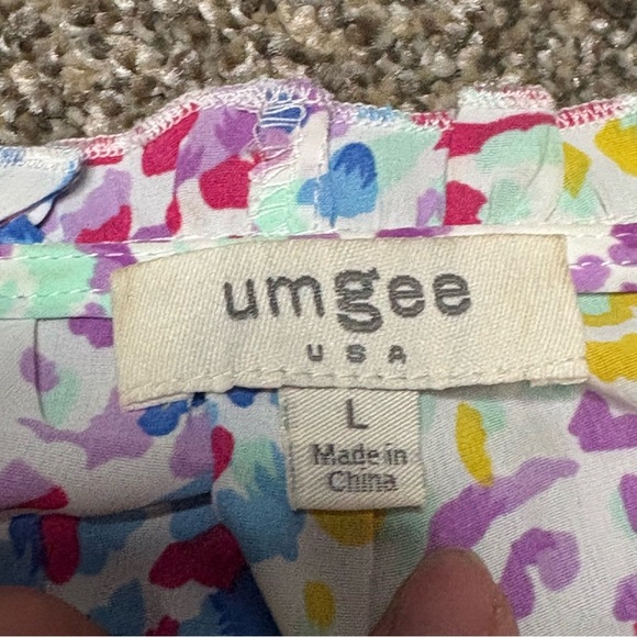 Umgee Multicolor Abstract Blouse - Picture 5 of 10